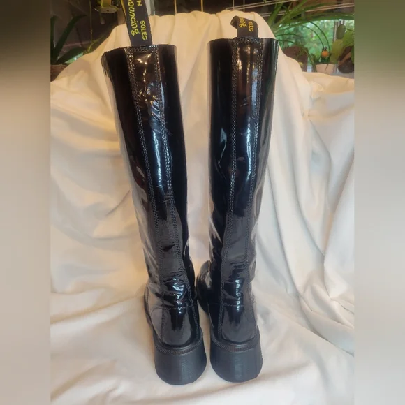 RARE authentic 90s vintage Dr Martens 20 eyelet knee patent leather boots 3/5 - Picture 6 of 16